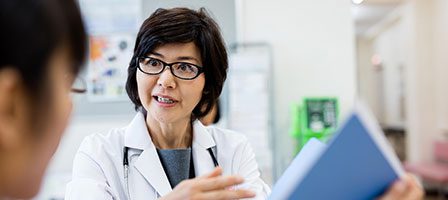 Medical professional explaining diagnosis