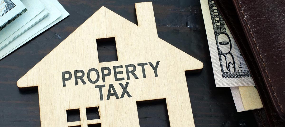 Money and property tax symbol
