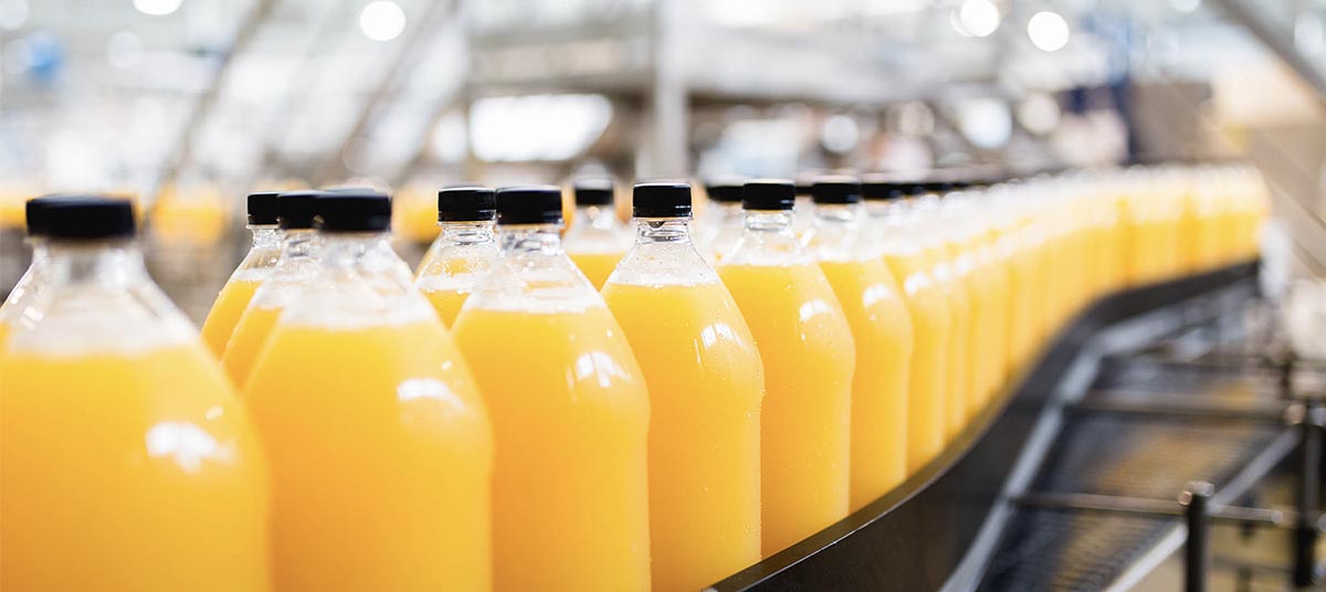 Bottling process in a juice factory