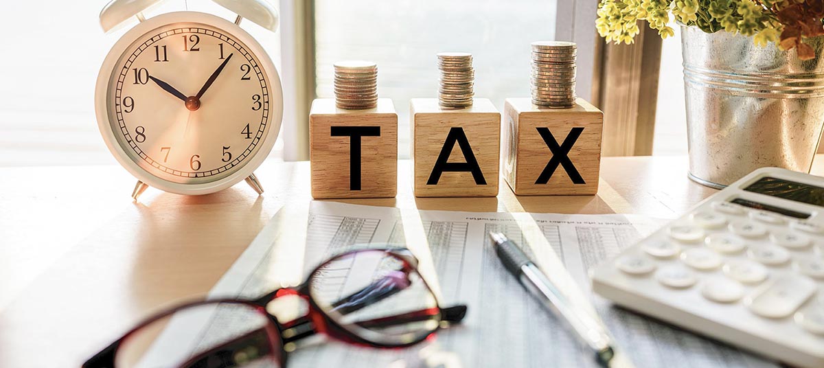 Financial planning with clock and calculator