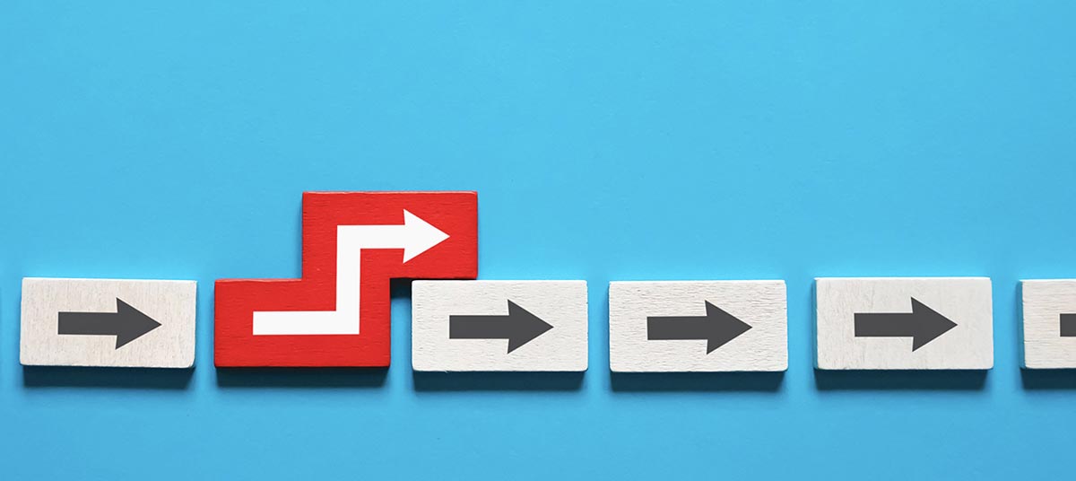 Red block with curved arrow direction